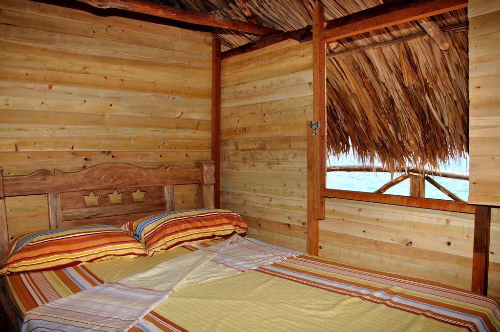 Hostal Playa Blanca Bilik gambar